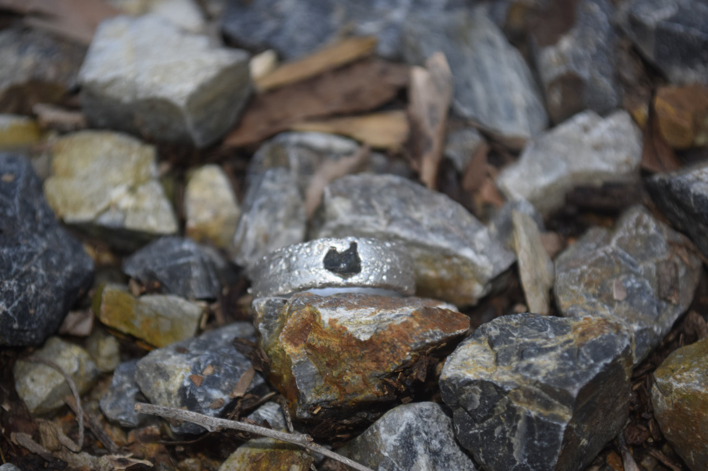 Arena Ring x Rough Green Australian Sapphire