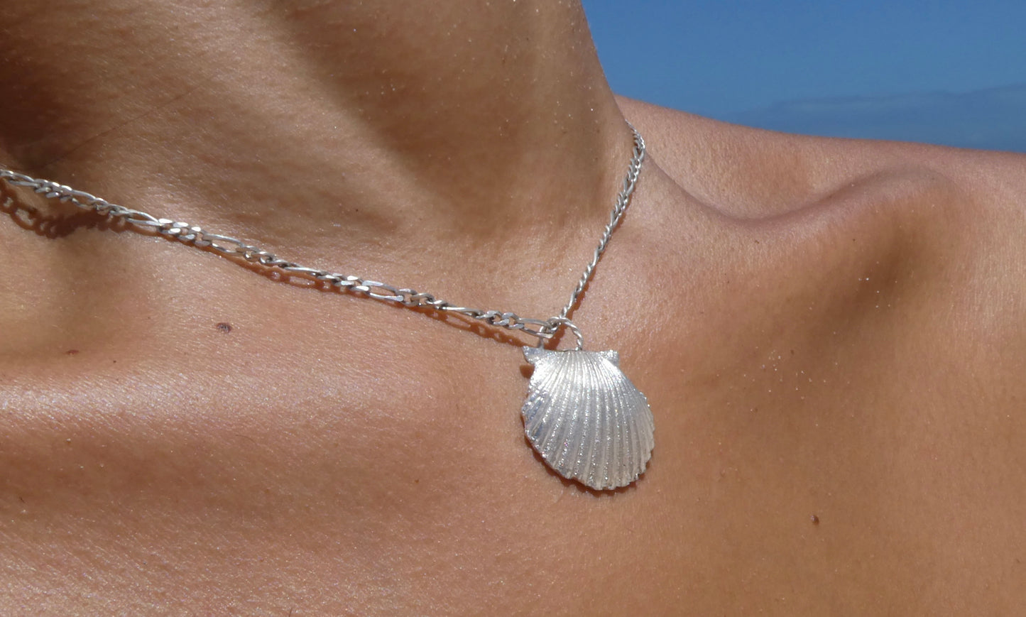 The Mini Venus Pendant