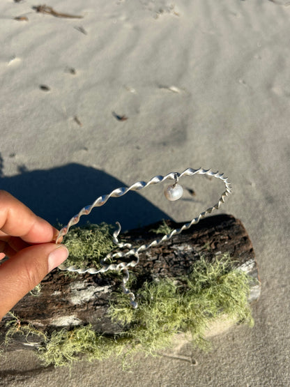 Twisted Snake Pearl Choker